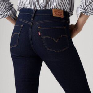 Levi's 312 Shaping Slim Jean